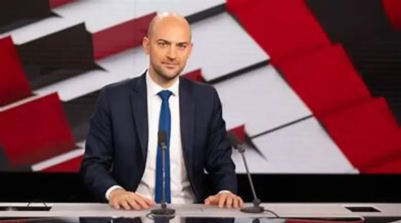 Le ministre français Jean-Noël Barrot appelle à la retenue entre l'Inde et le Pakistan, tout en reconnaissant le droit de l'Inde à se défendre contre le terrorisme.